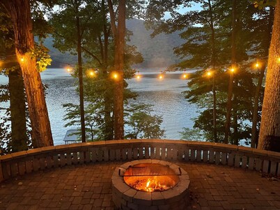 Bear Cub Cabin - Lakefront - Exceptional Fishing