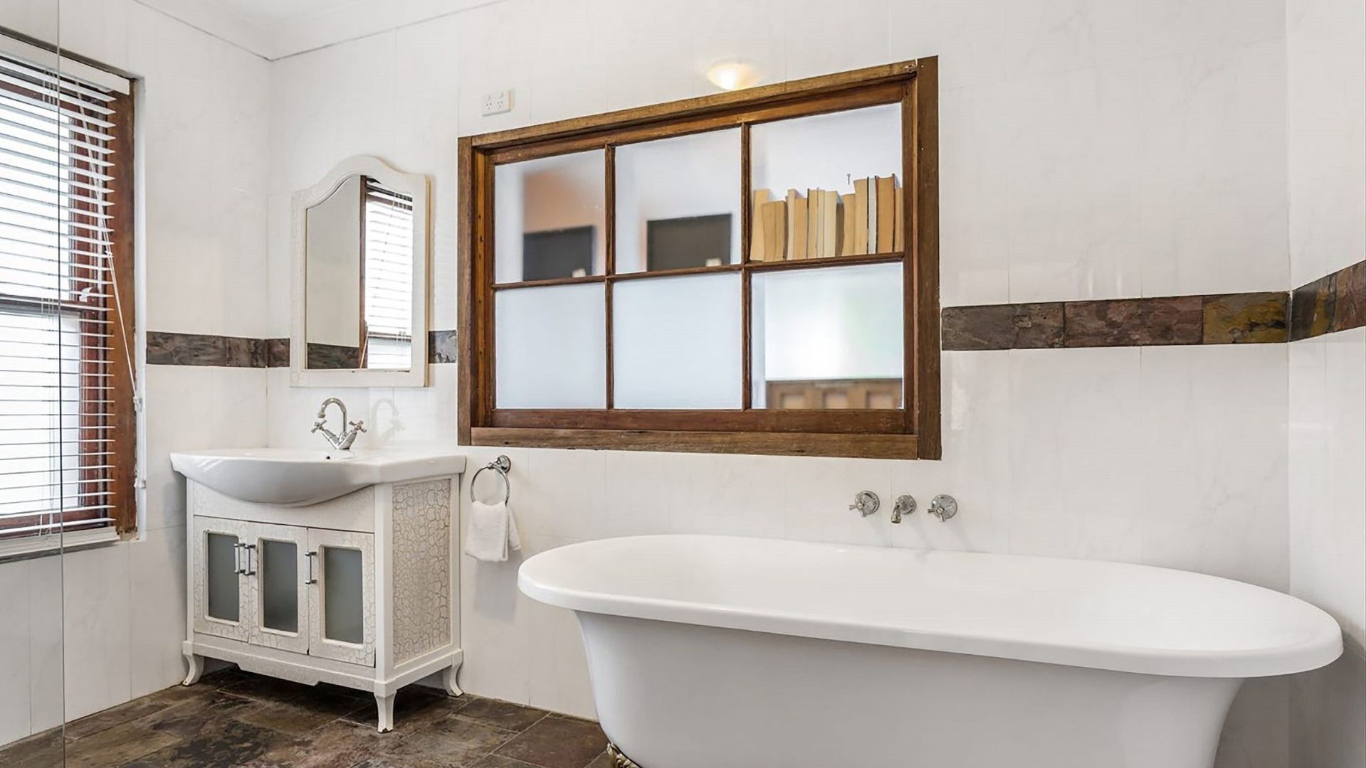 Bathtub, hair dryer