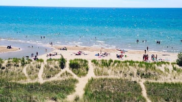 Beach nearby, beach towels
