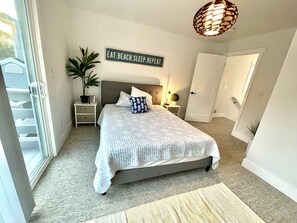 4 bedrooms, travel cot, free WiFi, bed sheets