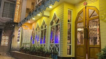 Fachada de la propiedad