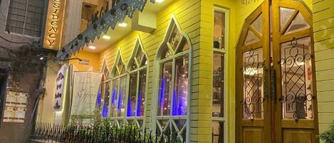 Fachada de la propiedad