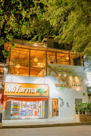 Entrada de la propiedad