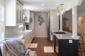 Fridge, microwave, oven, stovetop - West side retreat, Modern Homestead (Reno)