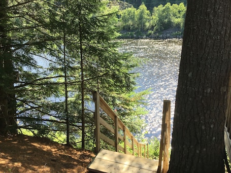 Property grounds. Riverfront Cottage
