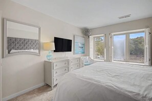 3 chambres, fer et planche à repasser, accès au Wi-Fi (inclus)