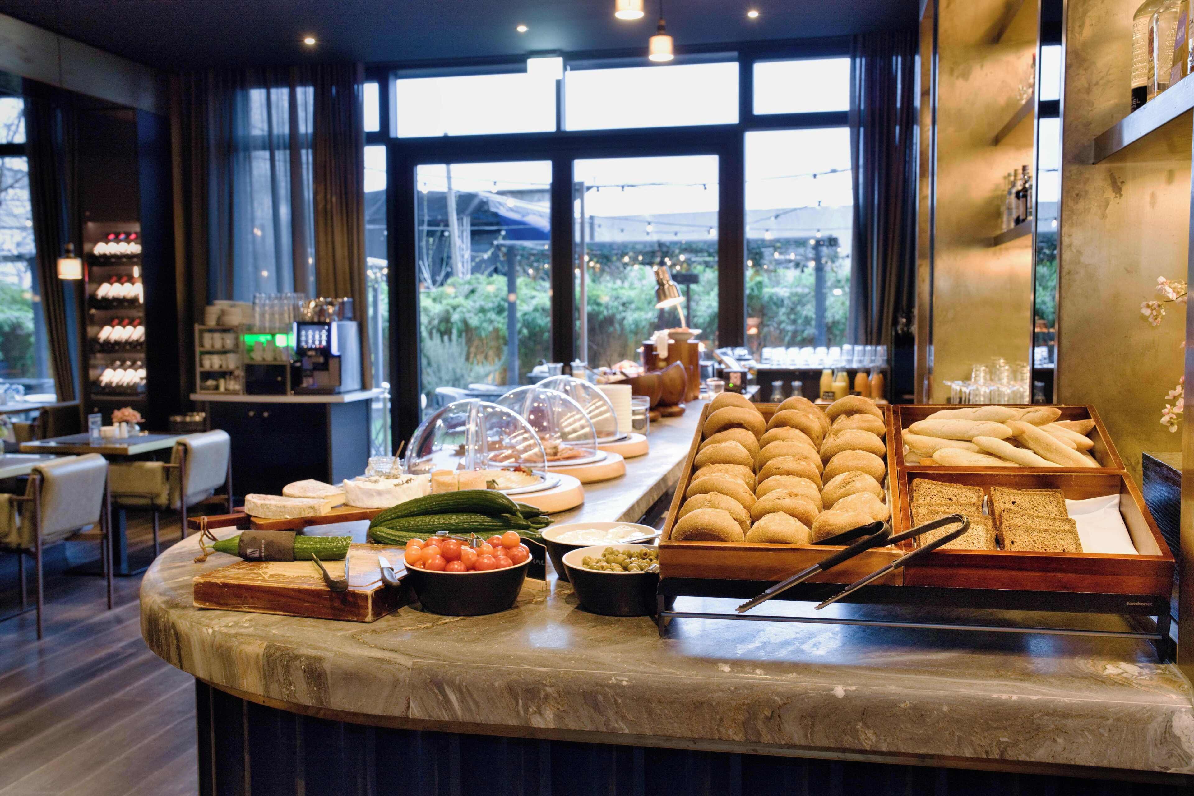 Frühstücksbuffet unter der Woche gegen Gebühr