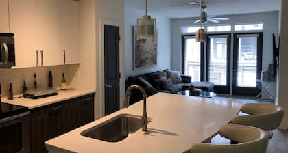 Lovely Perimeter-Area 1-bedroom rental unit!