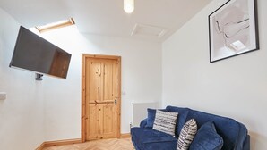House | Living area - Little Treasure (Whitby)
