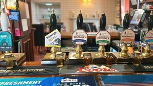 A bar with multiple taps, including brands like George and Dragon, Dentdale's, and Wyomissing Gold. - George and Dragon Dent (Sedbergh)