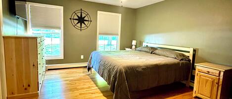 4 bedrooms, free WiFi, bed sheets