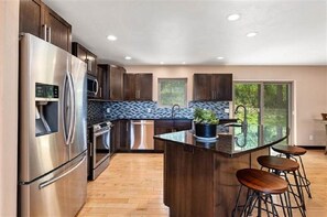 Private kitchen - Spearfish South Dakota rally rental (Spearfish)