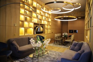 Smart TV 103 pulgadas con canales de televisión digitales, televisión