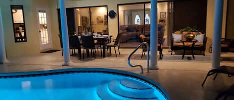 Outdoor pool, a heated pool