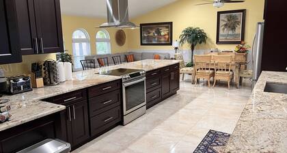 Palm Tree III Pool Home Waterfront