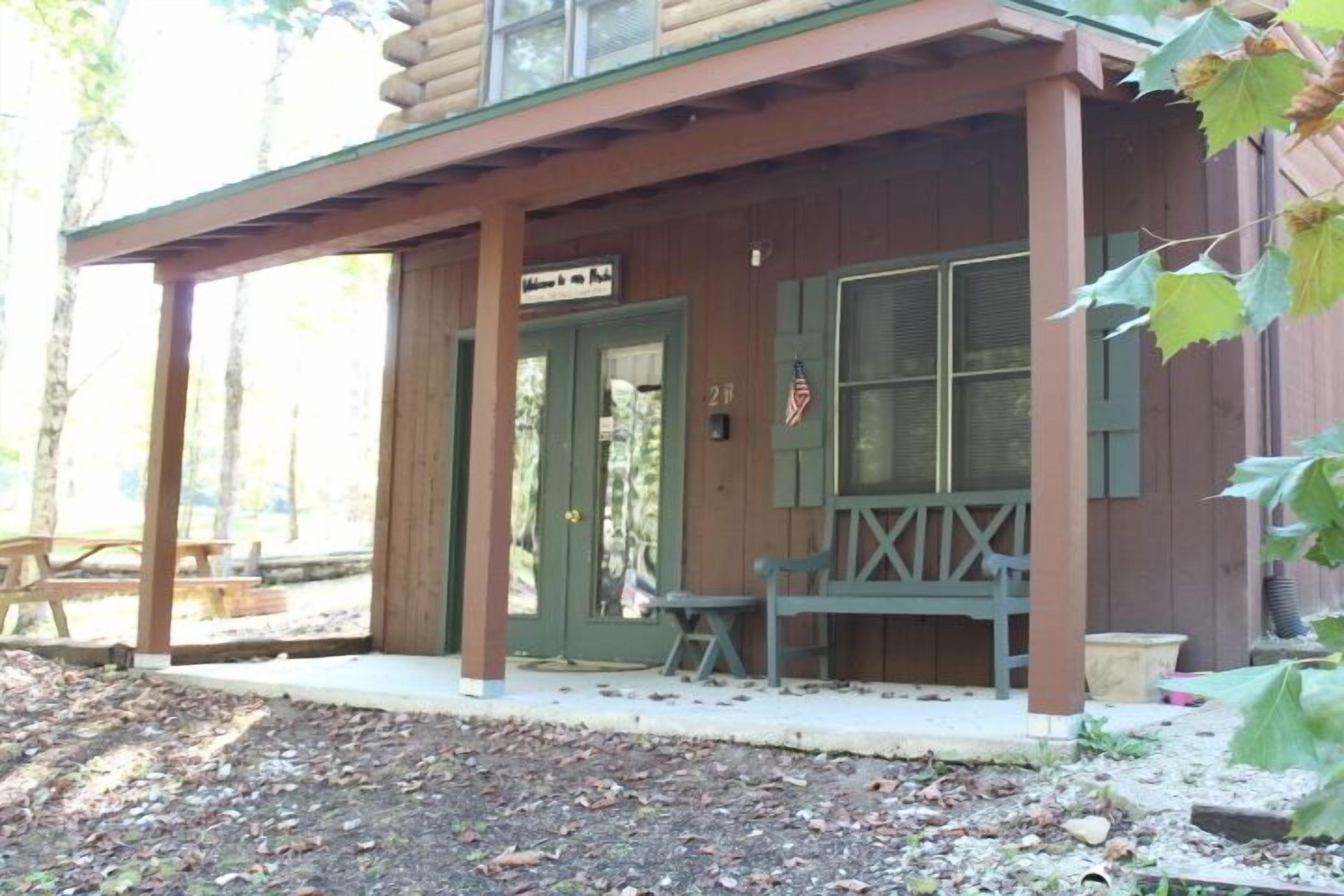 Log Cabin 2B at Osborn Boat Ramp on Patoka Lake