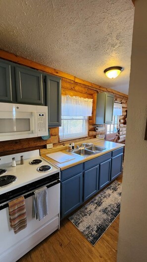 Microones i cafetera i tetera