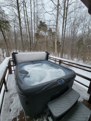 Tina de hidromasaje al aire libre