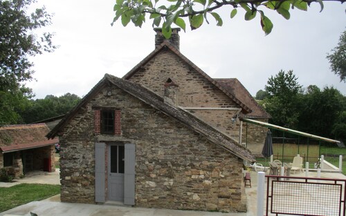 Maison de Campagne en Pleine Nature au Calme