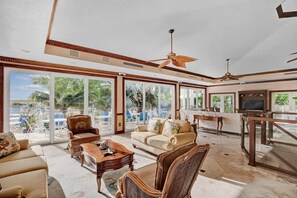 Smart TV, foosball, table tennis, music library