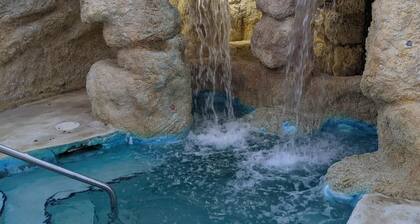 Paradise Is Waiting At Key Largo's Premier Family Friendly Resort!