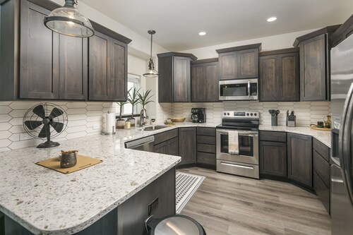 Carl's Nest ~ Downtown Loveland