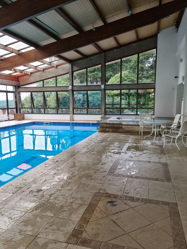 Indoor pool - Flat em Gramado Alpenhaus (Gramado)