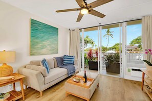 TV - Puako Condo 102 ~ Ground Floor Unit ~ Pool (Waimea)