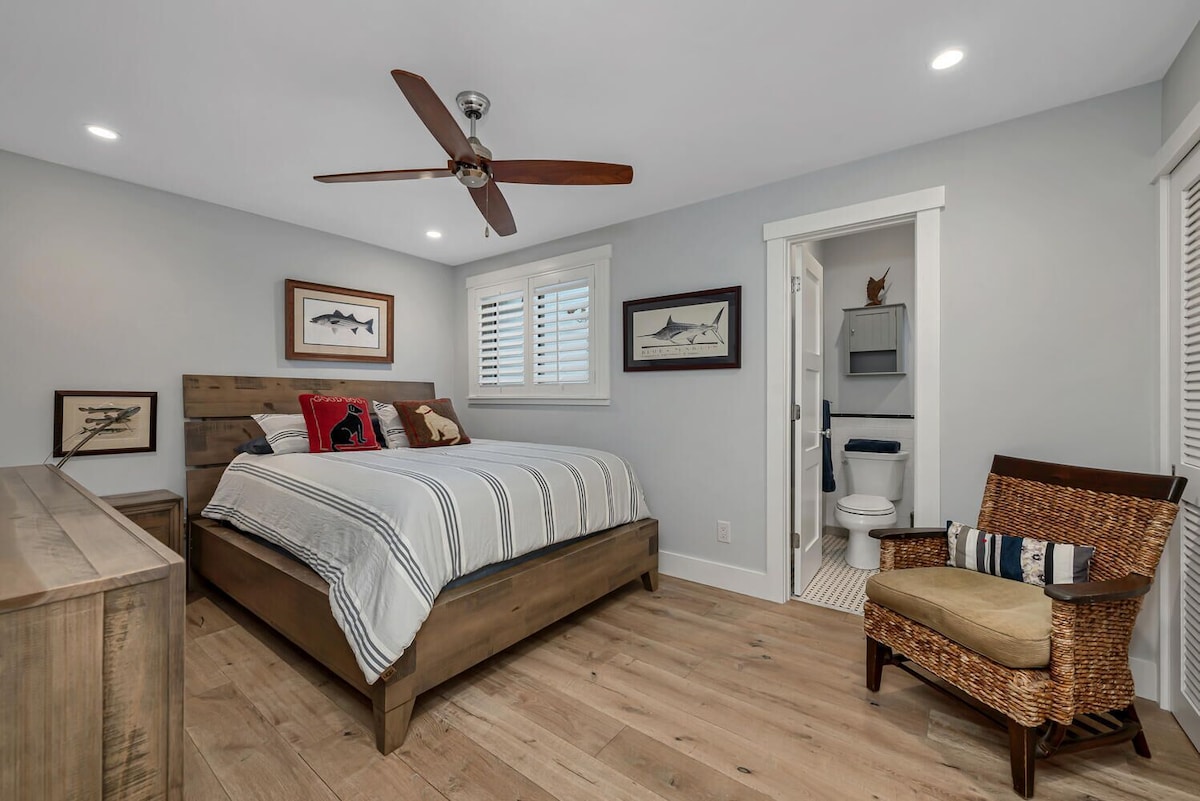 Photo 14 of The Perfect Olde Naples Beach Lifestyle Experience - Walk to Beach & 5th Ave S