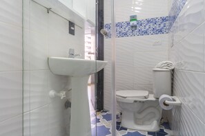 Bathroom - Ayenda Coliving la 78A (Medellin)