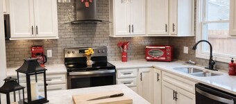 The Illini Game House