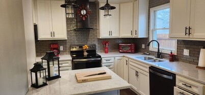 The Illini Game House