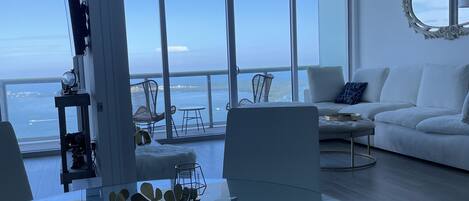 Smart TV, offices, printers