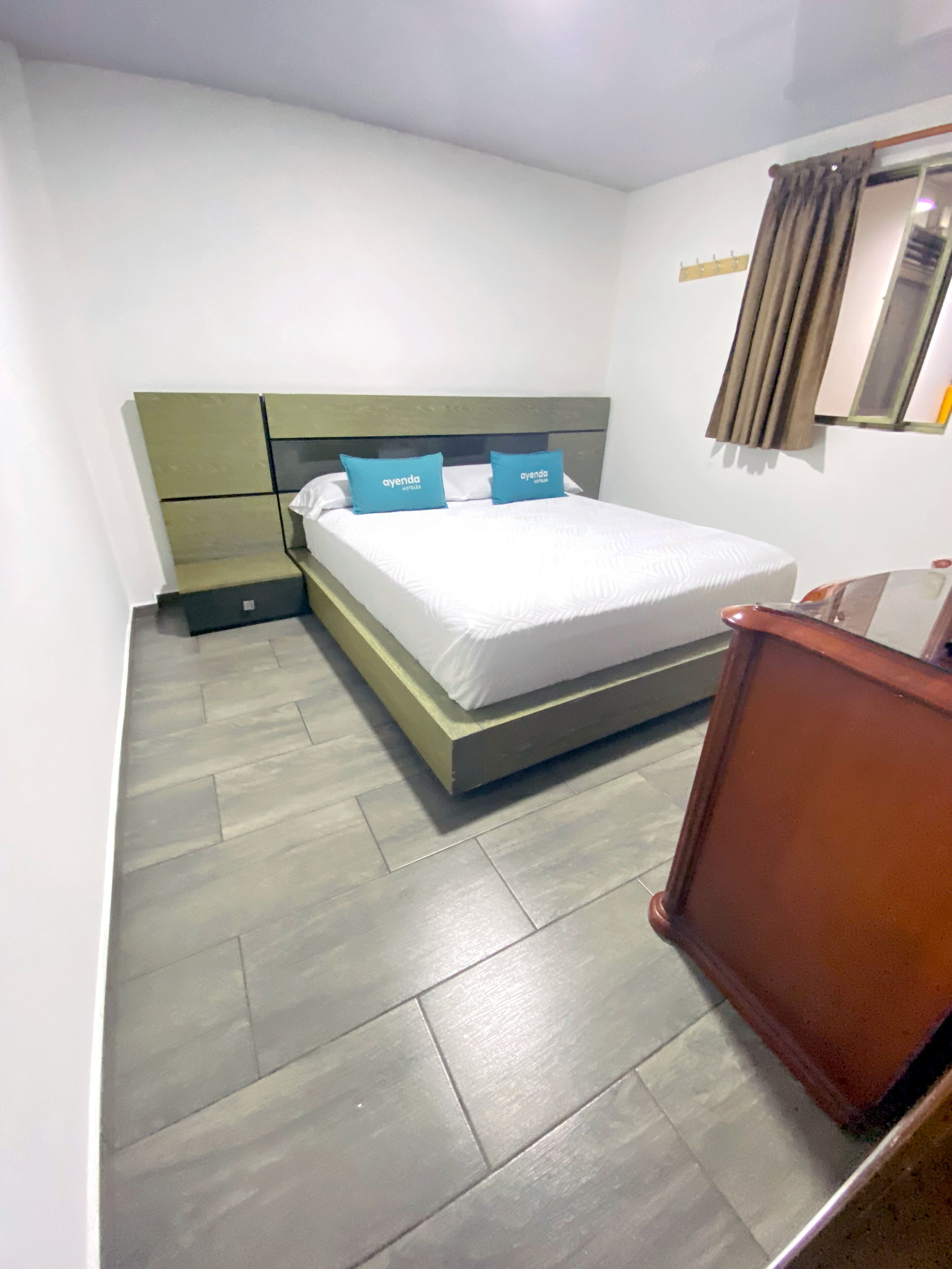 standard double room | hypo-allergenic bedding, free wifi, bed sheets