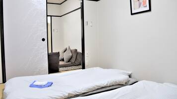 1 bedroom, desk, iron/ironing board, free WiFi