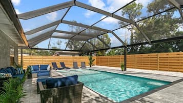 Piscine extérieure, piscine chauffée