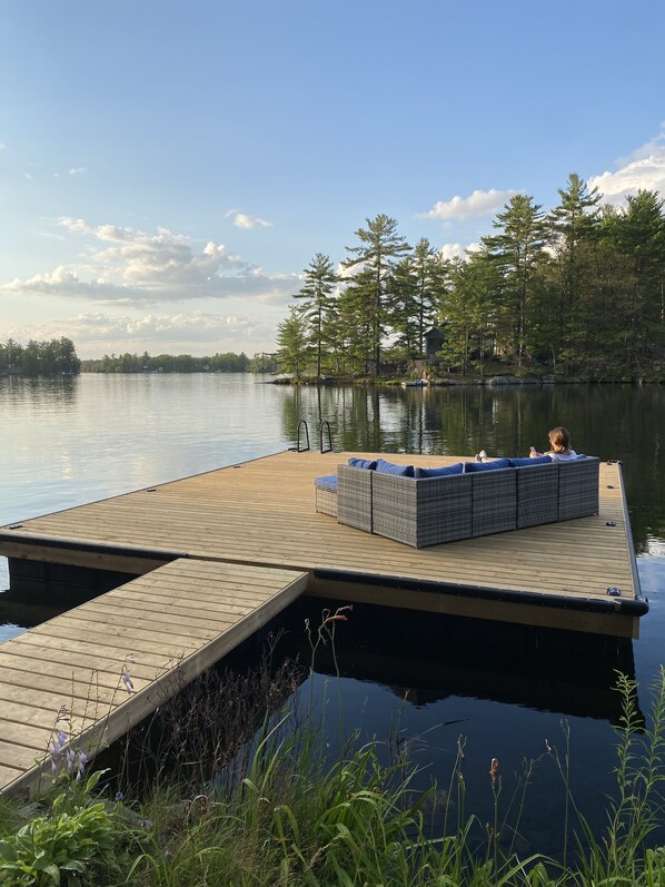 المنطقة المحيطة بالمنشأة