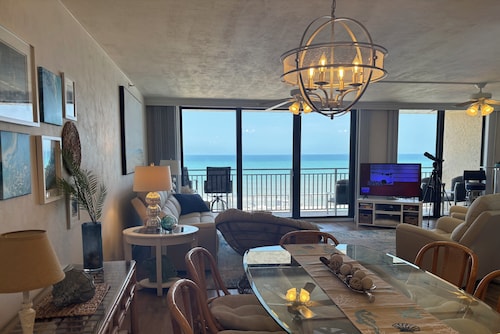Gorgeous Ocean View on Beautiful No Drive Beach