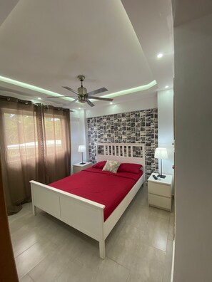 3 bedrooms, iron/ironing board, WiFi, bed sheets - Amazing view at Riviera Colonial & zona Colonial (Villa Duarte)