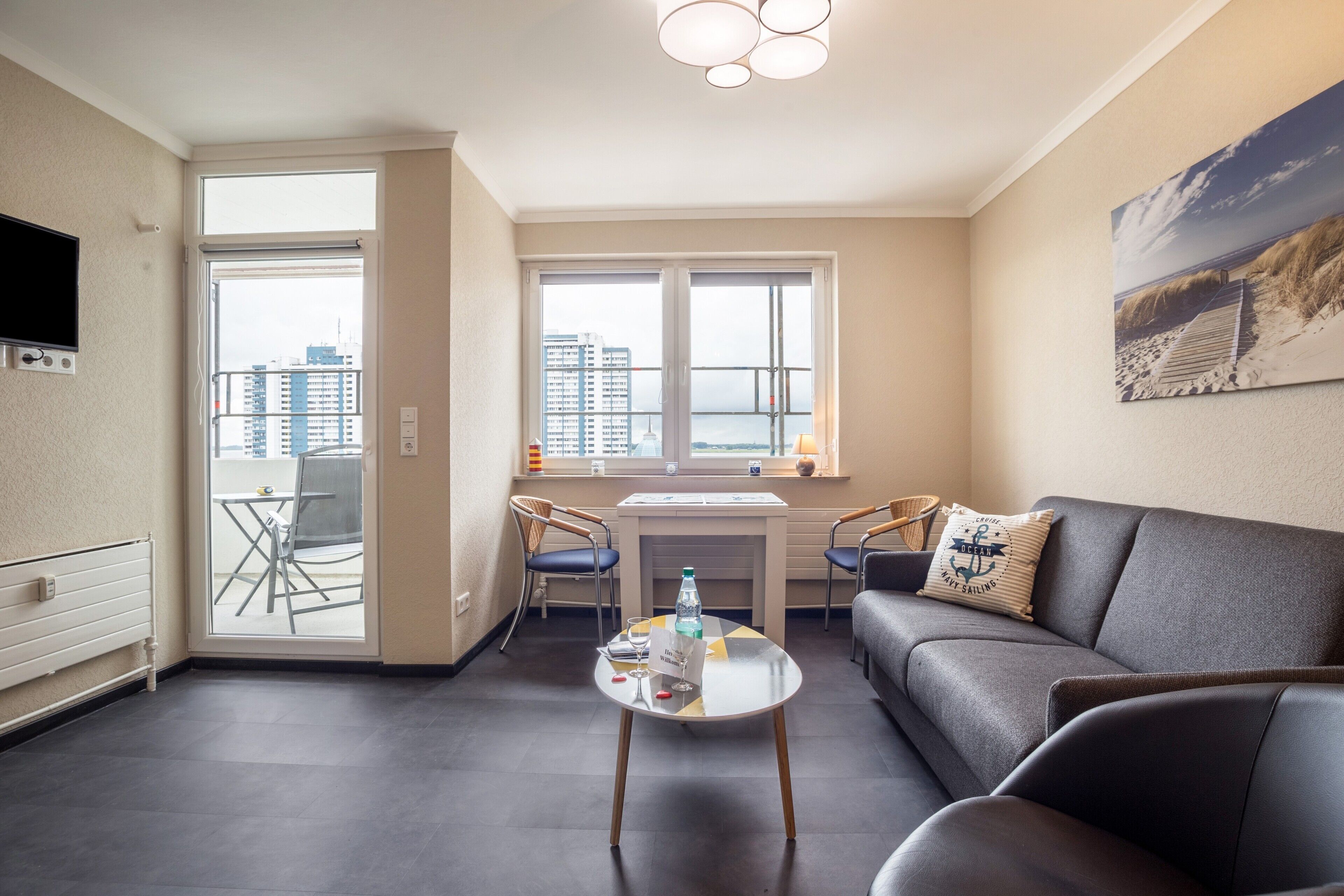 Fernseher, Stereoanlage