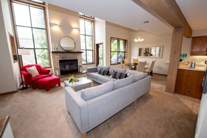 Flat-screen TV, fireplace