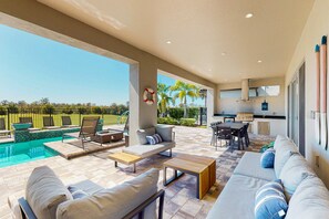 Outdoor dining - Artistic Estate with Games Room at Reunion (Kissimmee)