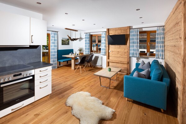 Interior - Ferienwohnung Schapbach, 2 Personen, 55 qm, Balkon, Separates Schlafzimmer, Obergeschoss (Ramsau bei Berchtesgaden)