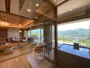 Family Suite, Non Smoking, Mountain View | Premium bedding, down duvets, in-room safe, free WiFi - Gen Hakone Gora (Hakone)