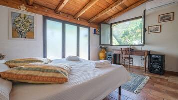 2 sovrum, strykjärn/strykbräda, wi-fi och sängkläder