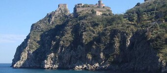 Villa 'Di Martina' with Sea View and Air Conditioning