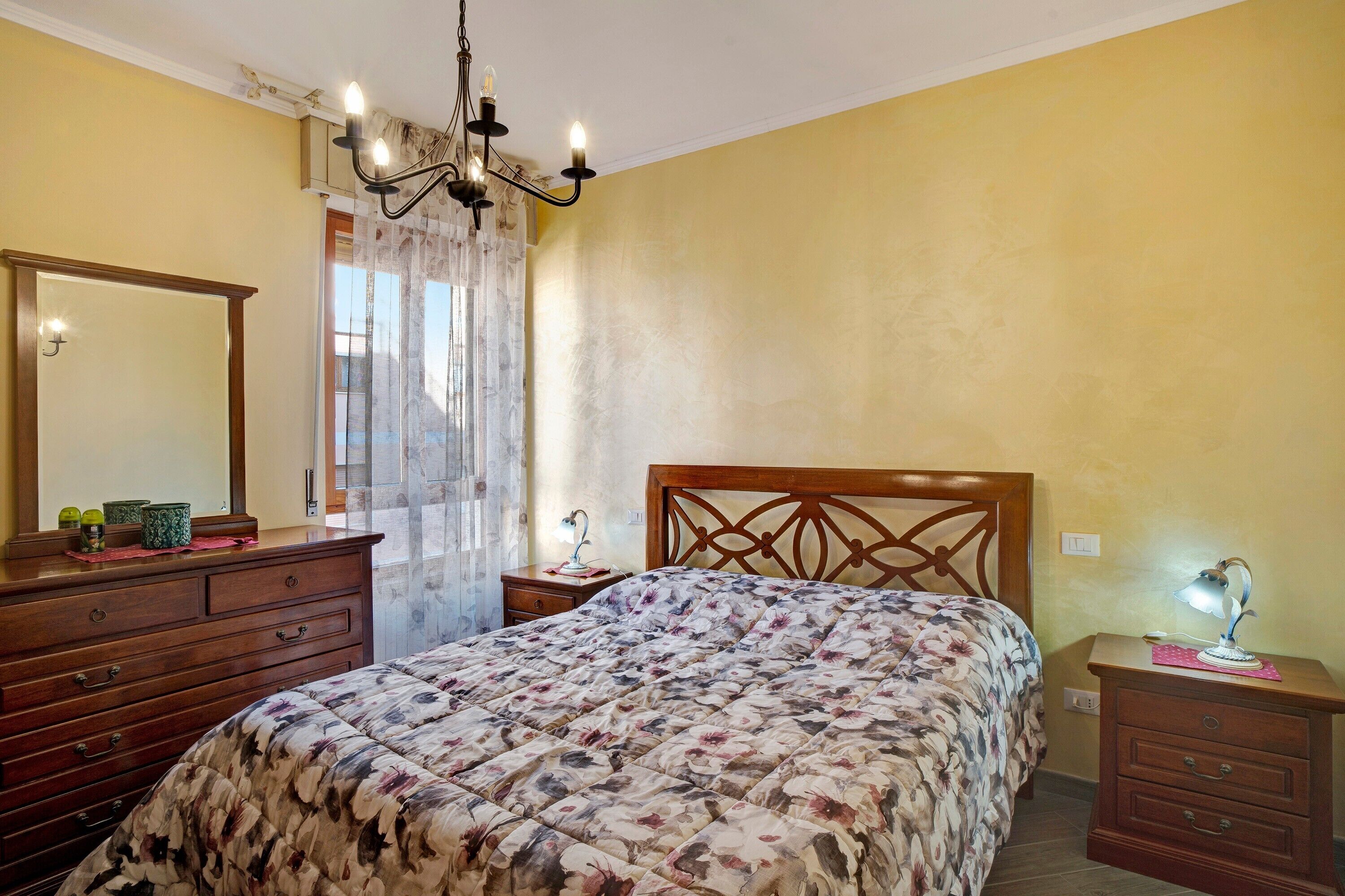 1 sovrum, strykjärn/strykbräda, gratis wi-fi och sängkläder