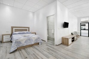 1 quarto, ferros/tábuas de passar roupa, Wi-Fi de cortesia