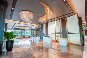 Mostrador para check-in y check-out