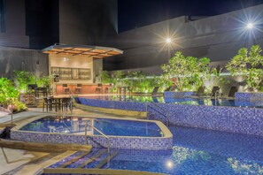 Outdoor pool - Grand Summit Hotel General Santos (General Santos)